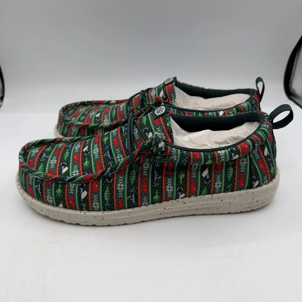 Hey Dude Wally Fishmas Sweater Shoes Mens Sz 10 Pine Green/Red Christmas Slip On